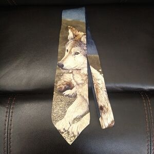 Endangered Species Tie